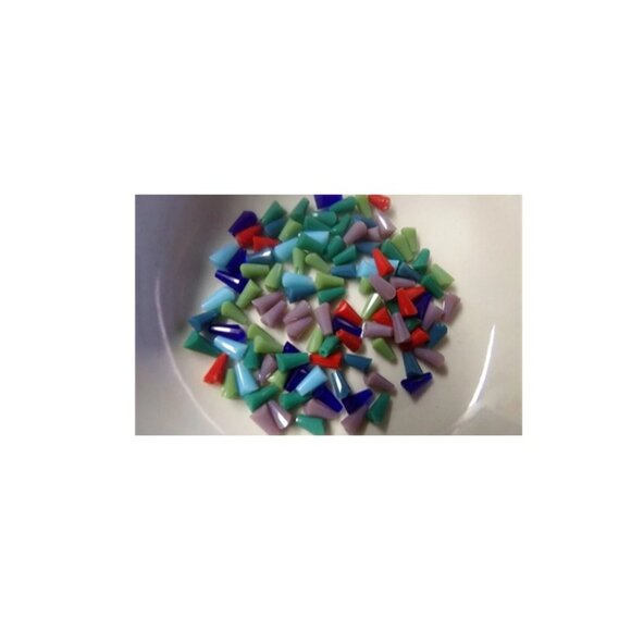 100 pc Mixed Opaque Cone Drop Glass Beads - Picture 2 of 3